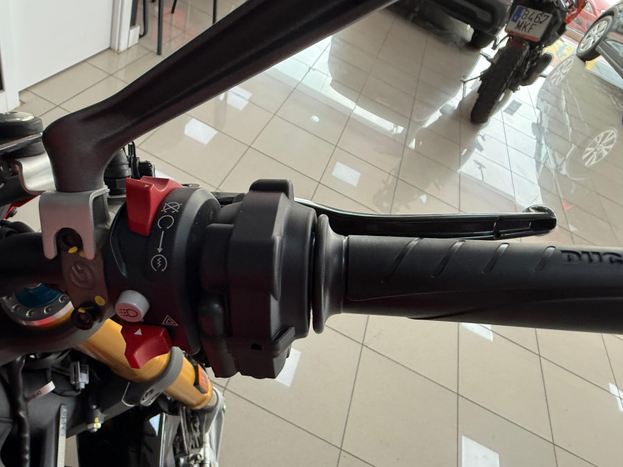 Imagen de Ducati Monster SP