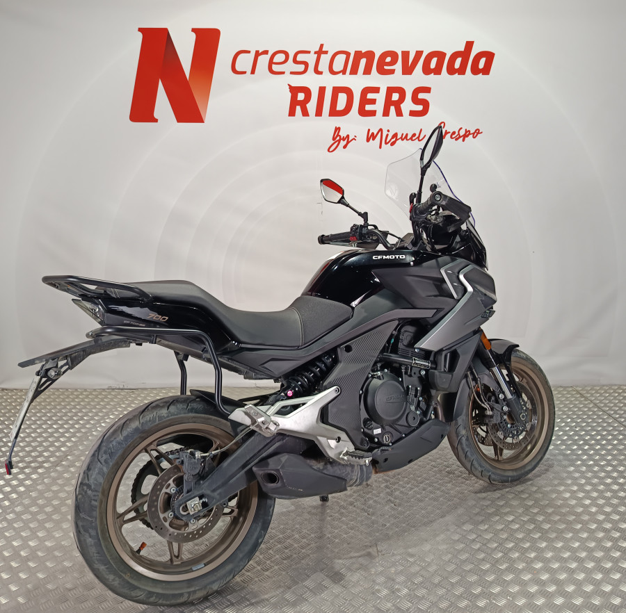 Imagen de CFMOTO 700 MT