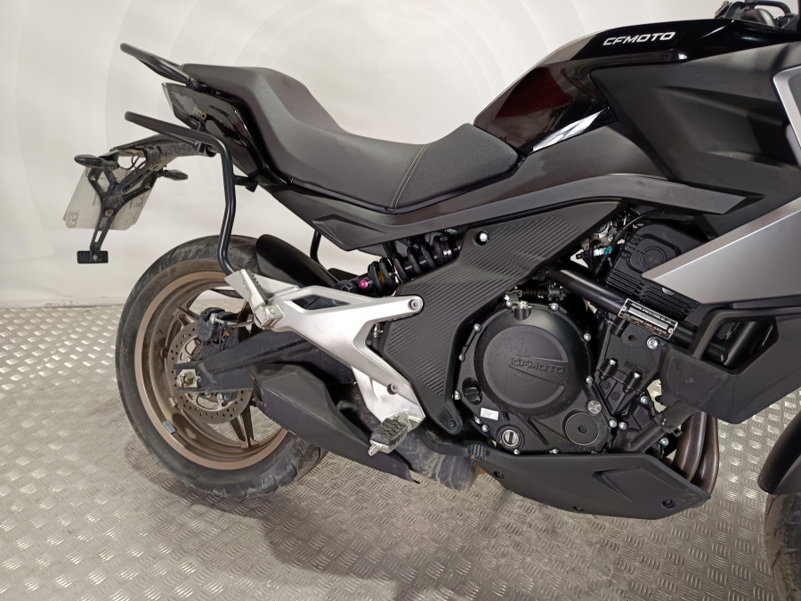 Imagen de CFMOTO 700 MT