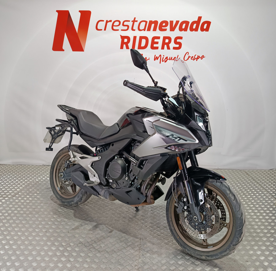 Imagen de CFMOTO 700 MT