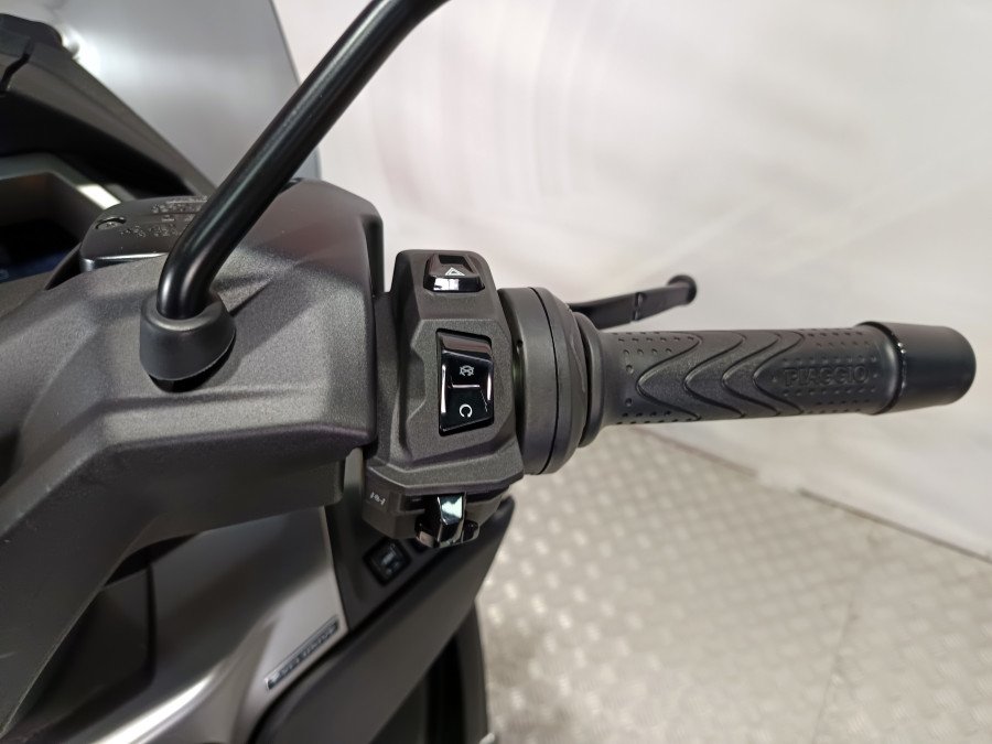 Imagen de Piaggio MP3 530 HPE