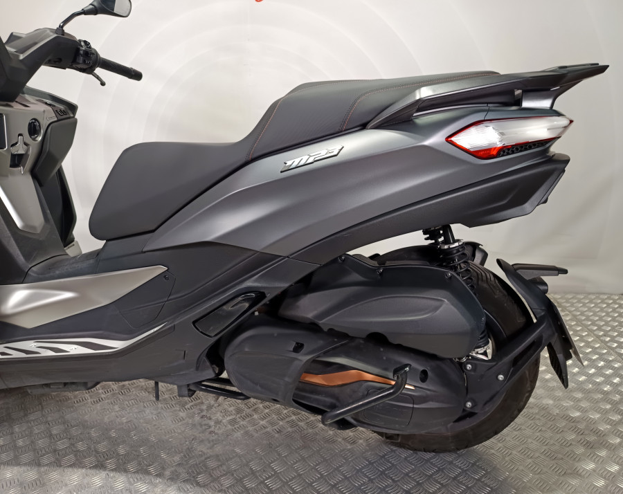 Imagen de Piaggio MP3 530 HPE