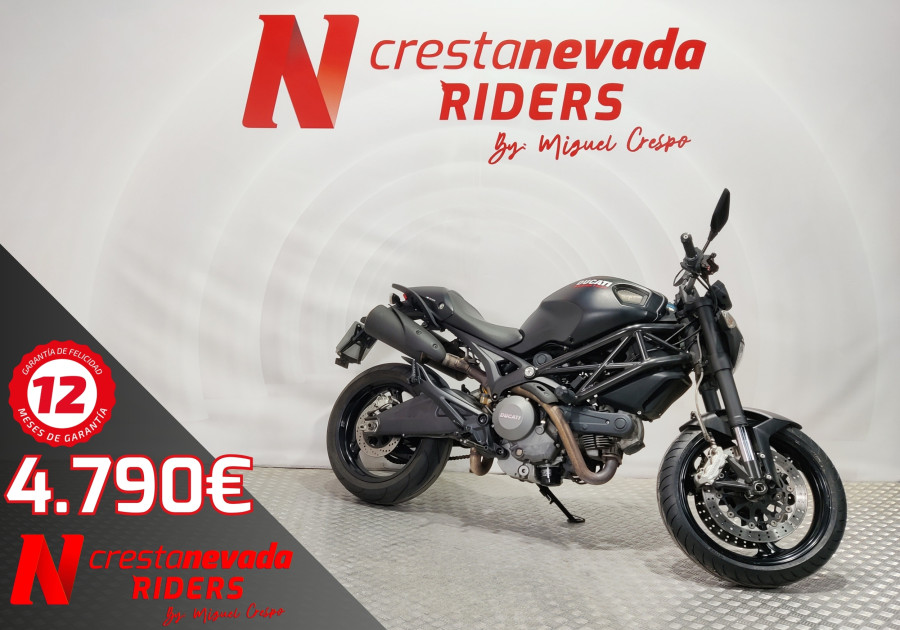 Ducati Monster 696