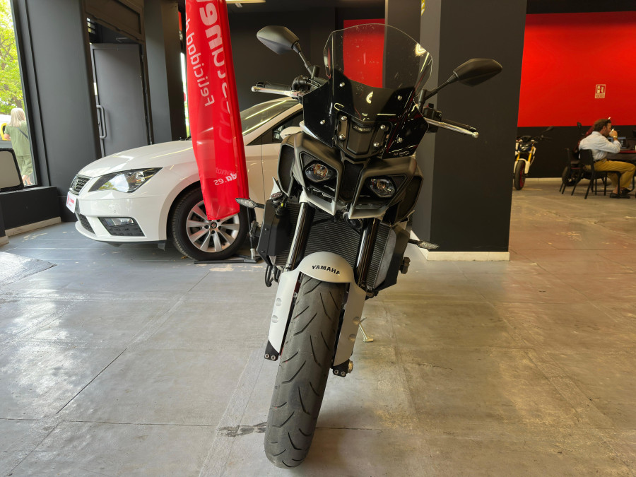 Imagen de Yamaha MT 10