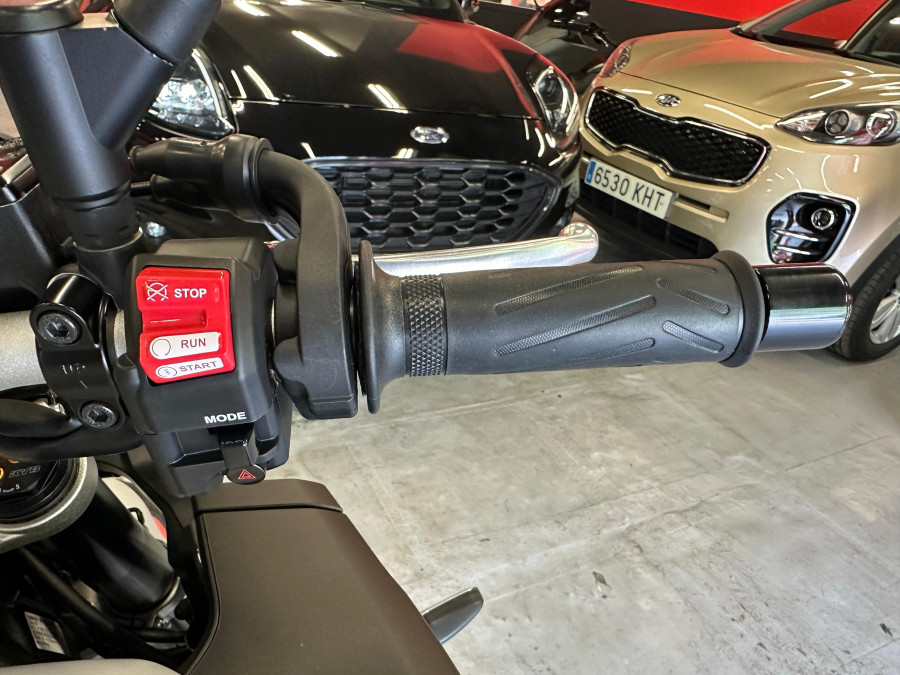 Imagen de Yamaha MT 10