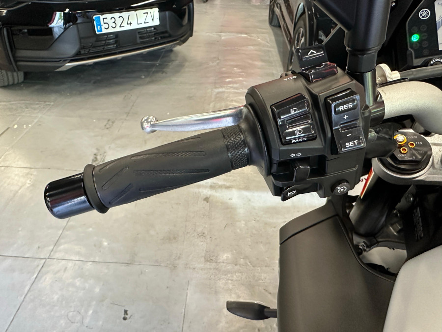 Imagen de Yamaha MT 10