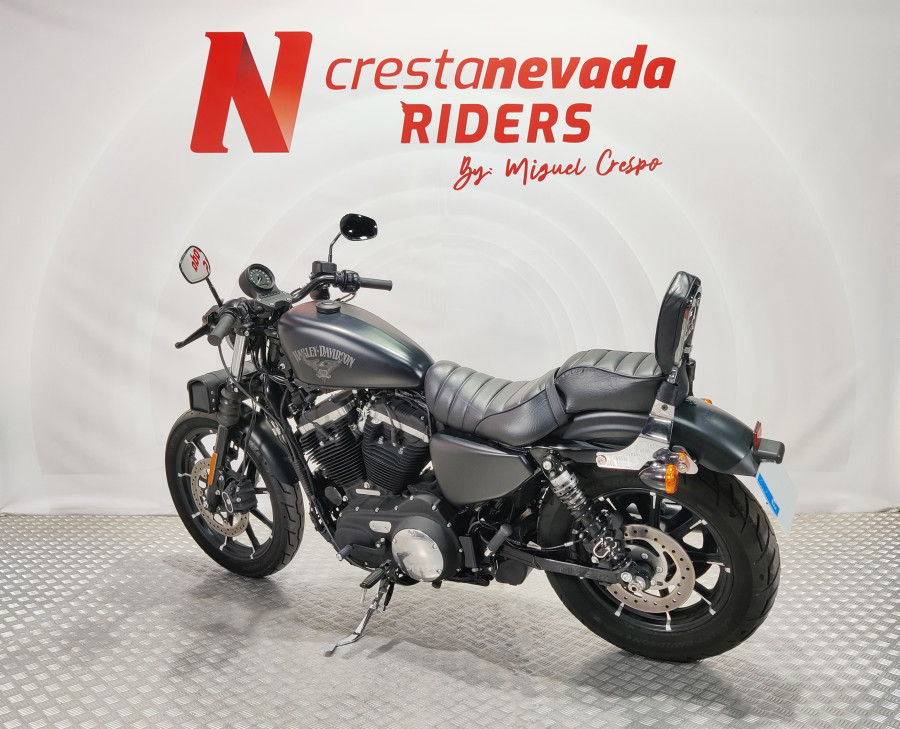 Imagen de Harley Davidson SPORTSTER IRON 883