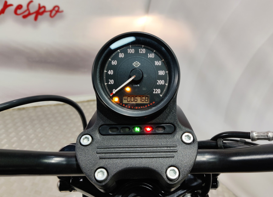 Imagen de Harley Davidson SPORTSTER IRON 883
