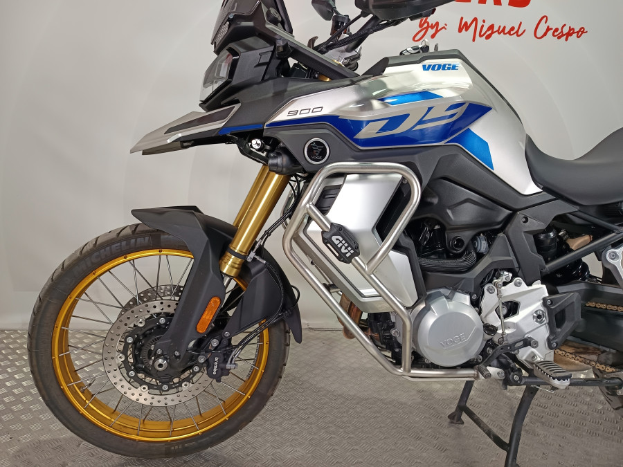 Imagen de VOGE 900 DSX