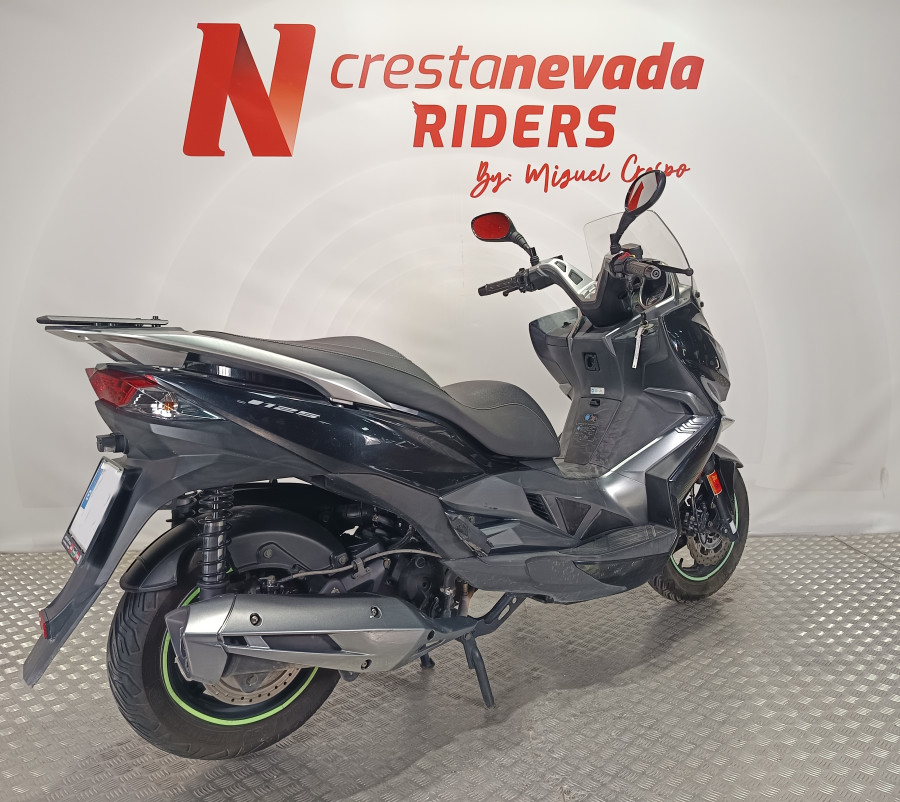 Imagen de KAWASAKI J125