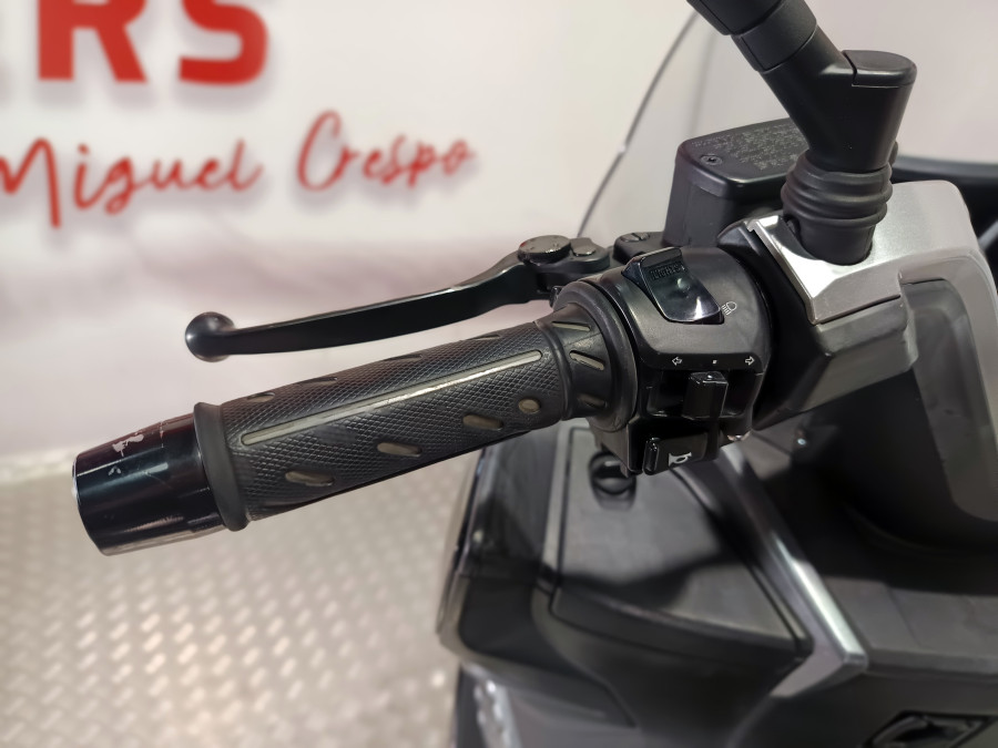 Imagen de KAWASAKI J125