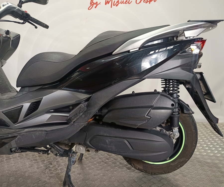 Imagen de KAWASAKI J125