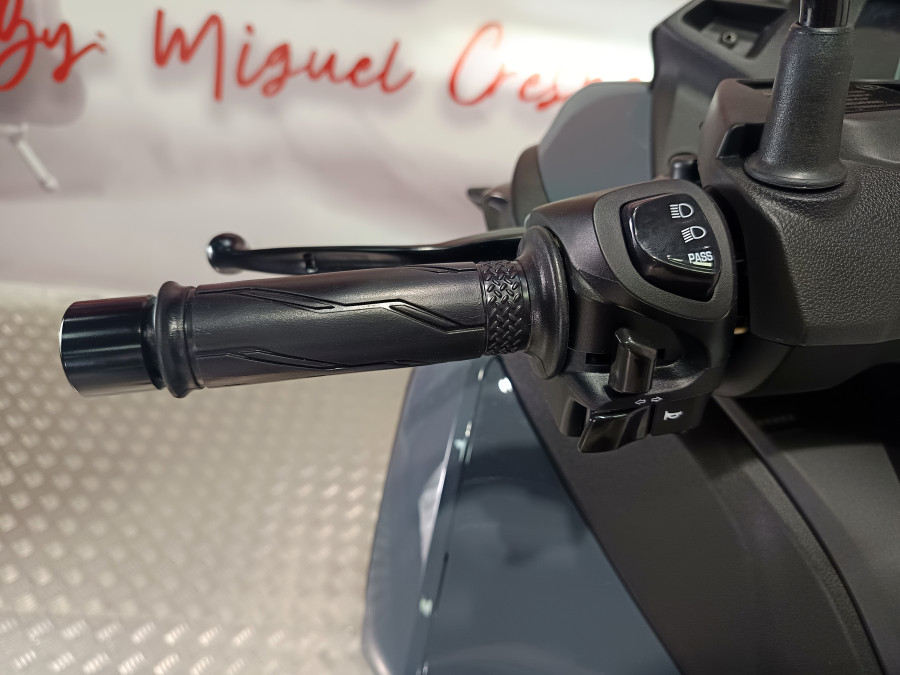 Imagen de Yamaha Tricity 300