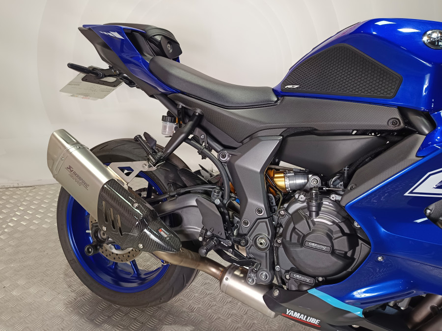 Imagen de Yamaha R7 A2