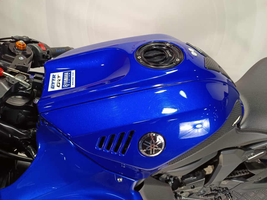Imagen de Yamaha R7 A2