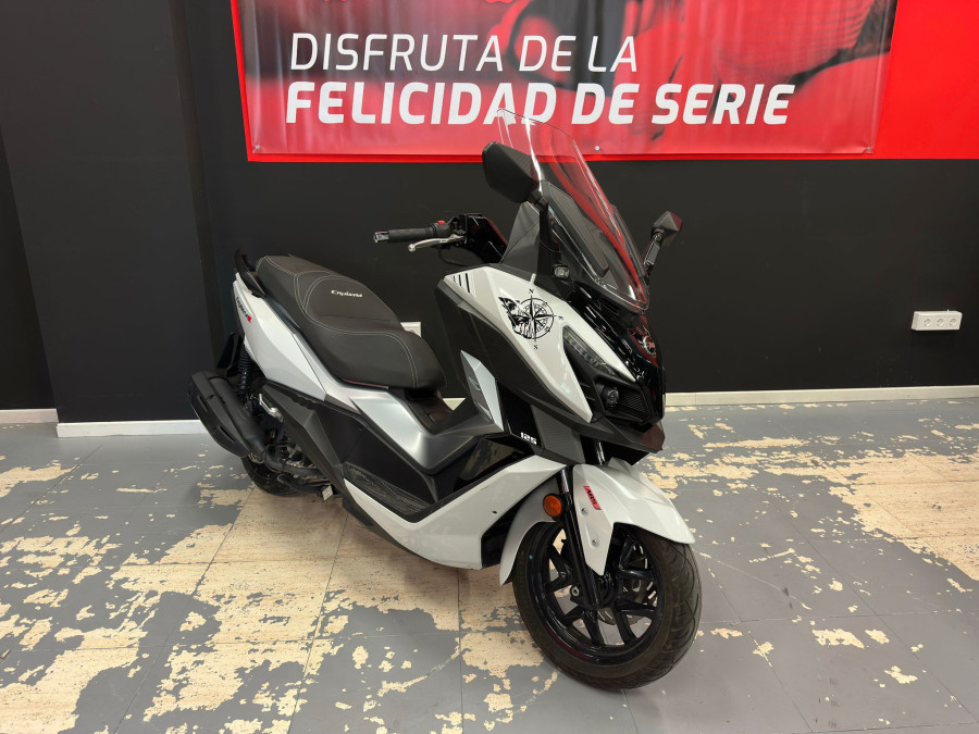 Imagen de Sym CRUISYM 125i ABS
