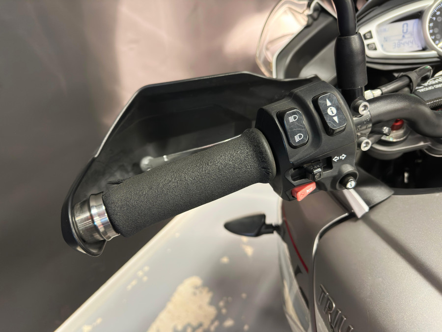 Imagen de Triumph TIGER 1050 SPORT ABS