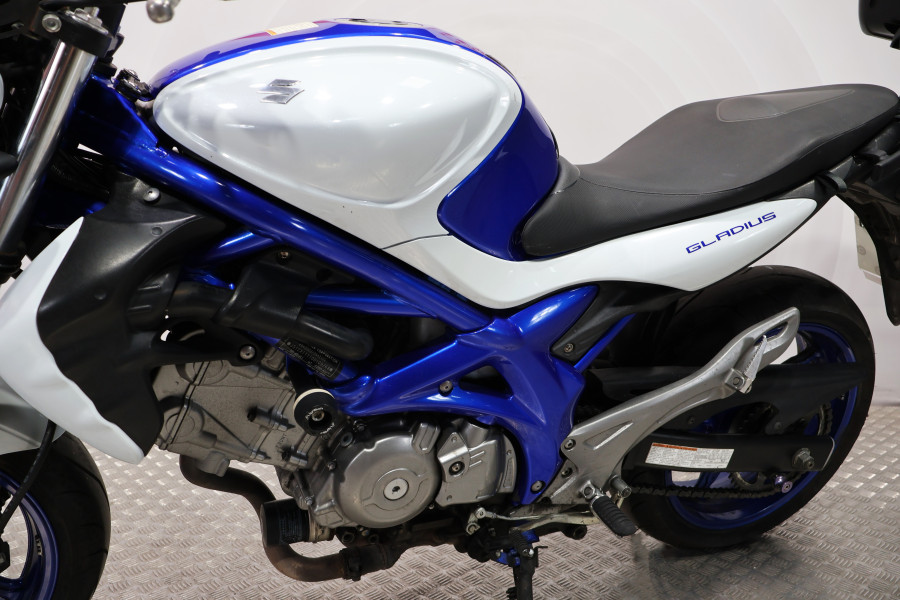 Imagen de Suzuki GLADIUS 650