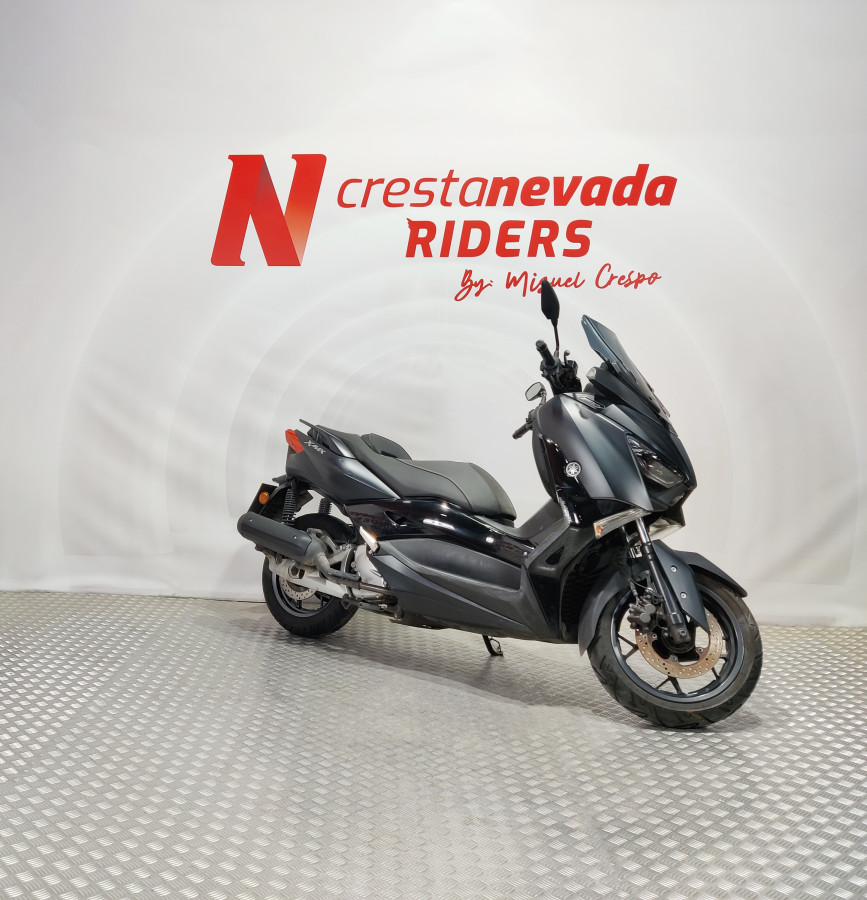 Imagen de Yamaha XMAX 125 IRON MAX