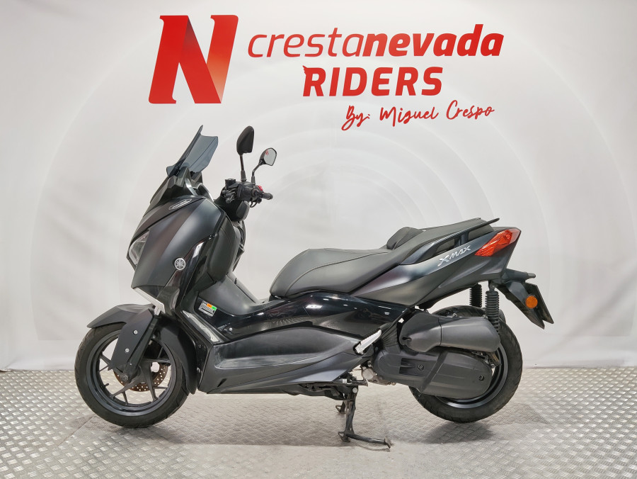 Imagen de Yamaha XMAX 125 IRON MAX