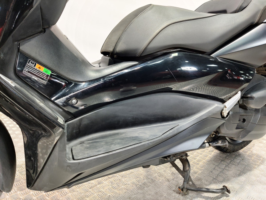 Imagen de Yamaha XMAX 125 IRON MAX