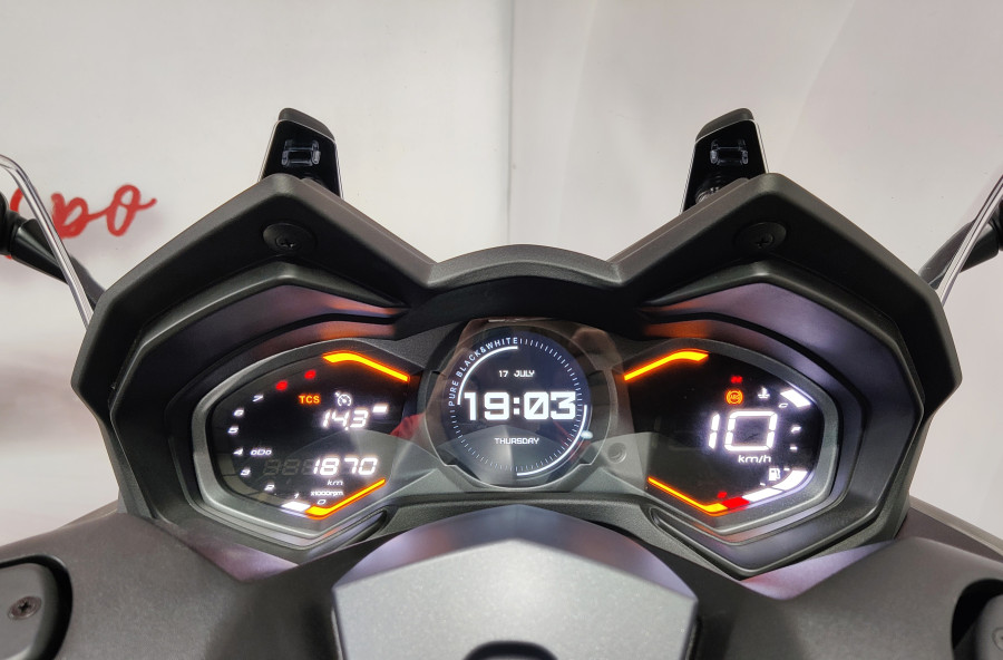 Imagen de Kymco AK 550 PREMIUM