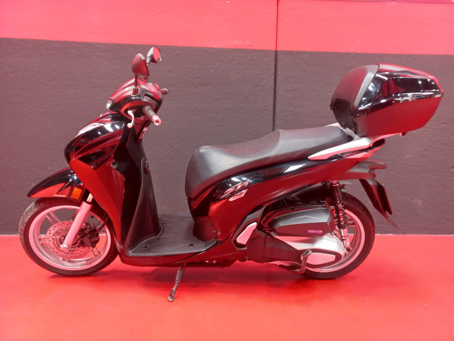 Imagen de Honda SH 350i