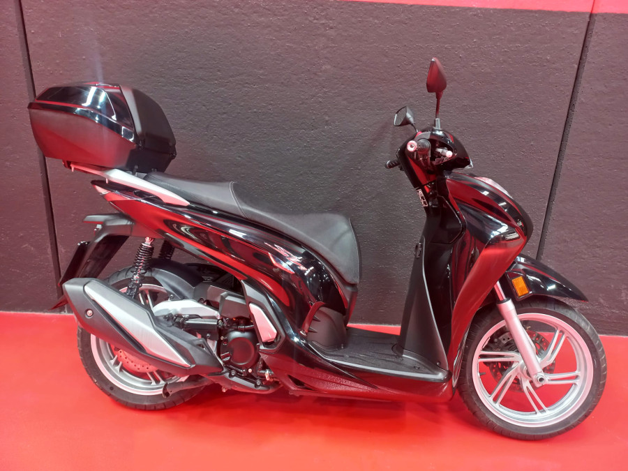 Imagen de Honda SH 350i