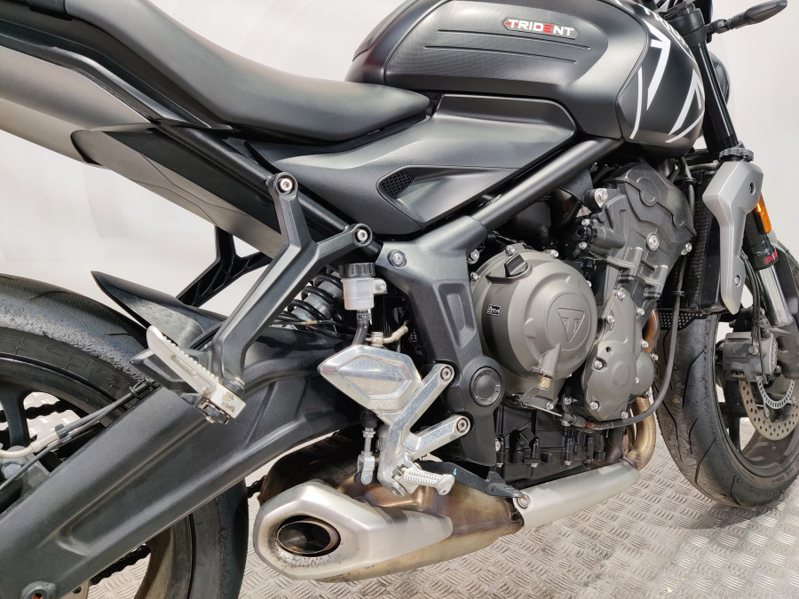 Imagen de Triumph TRIDENT 660