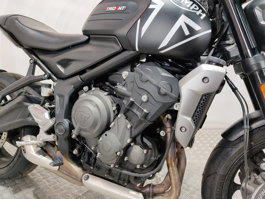 Imagen de Triumph TRIDENT 660