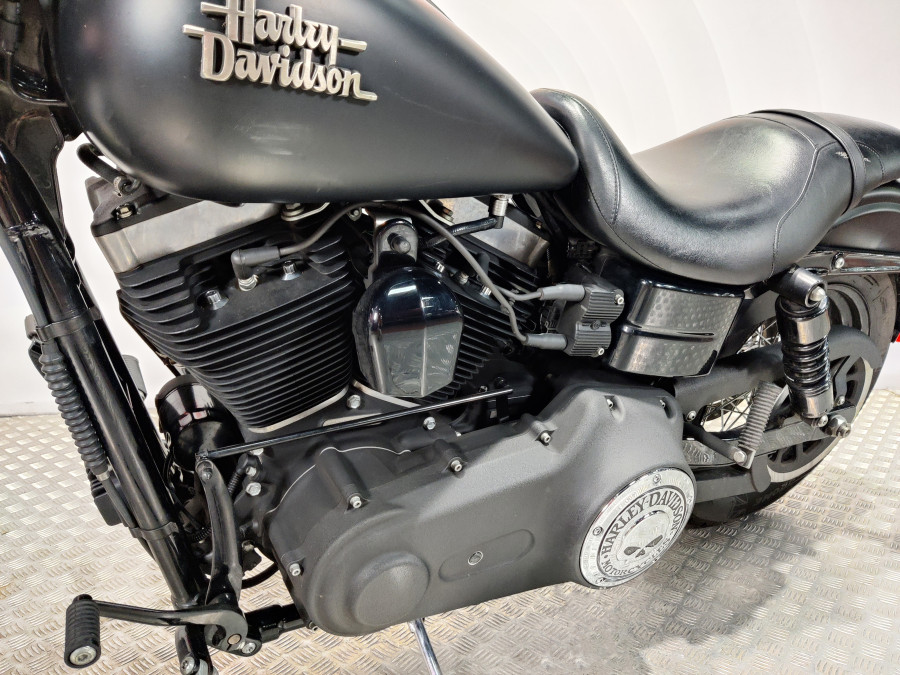 Imagen de Harley Davidson STREET BOB 114