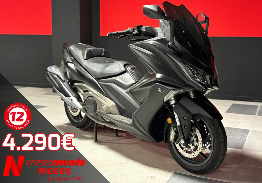 Kymco Ak 550