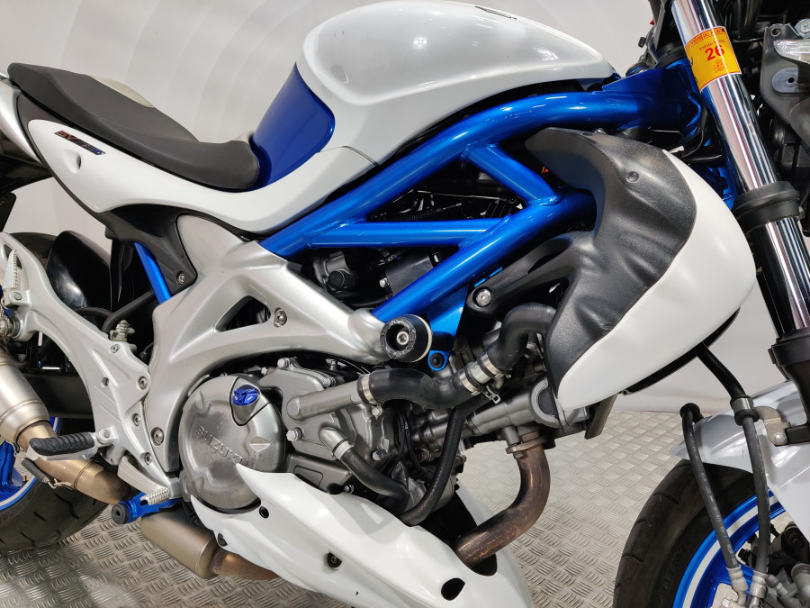 Imagen de Suzuki SV 650 GLADIUS