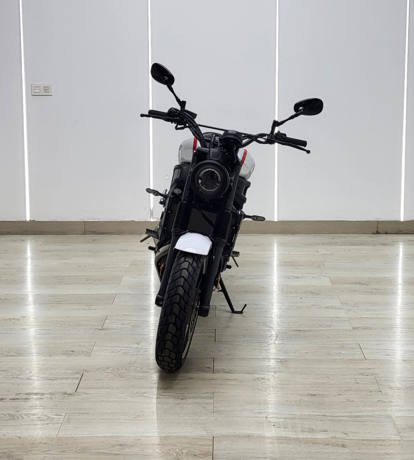 Imagen de Yamaha XSR 700