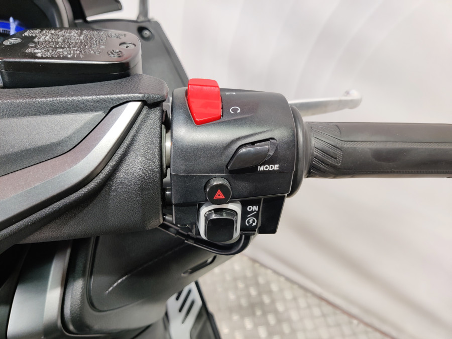 Imagen de Yamaha TMAX 560 TECH MAX