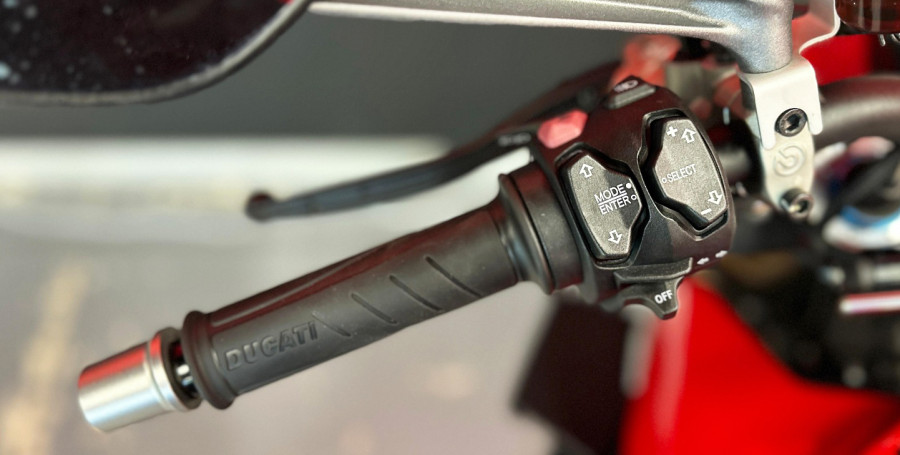 Imagen de Ducati Streetfighter V4 S
