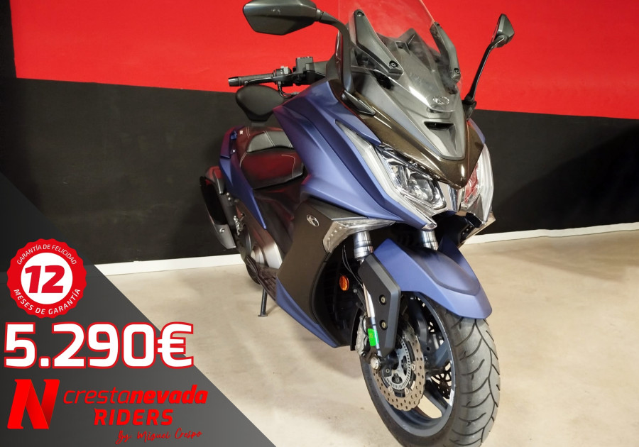 Kymco Ak 550