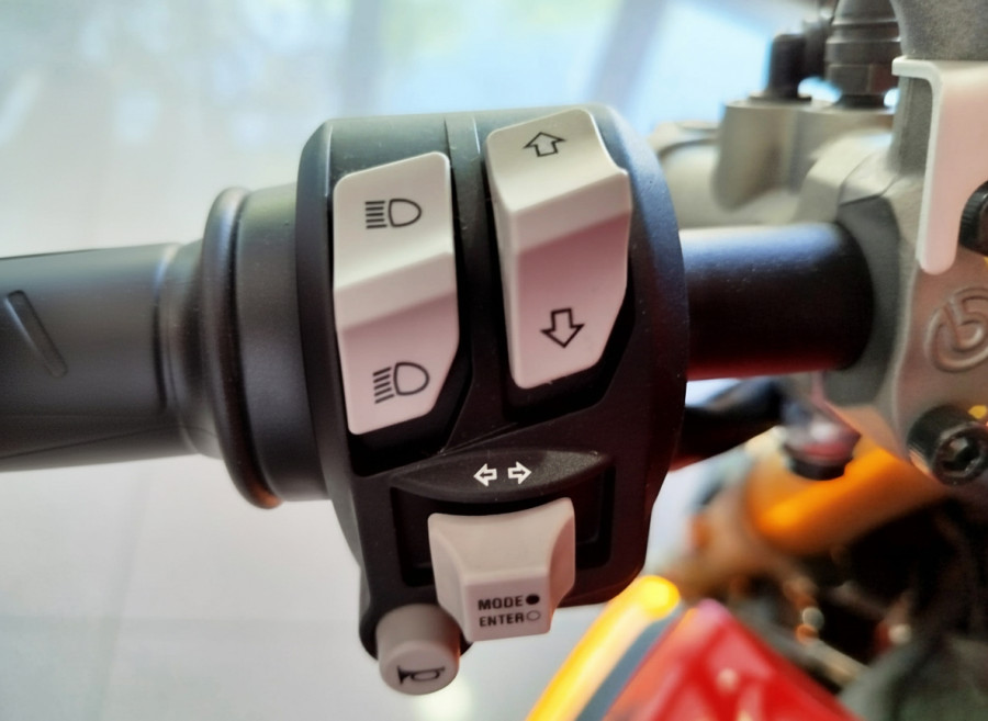 Imagen de Ducati MONSTER SP