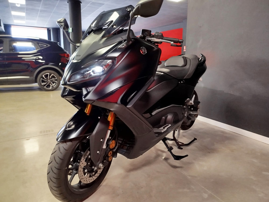 Imagen de Yamaha TMAX 560 TECH MAX