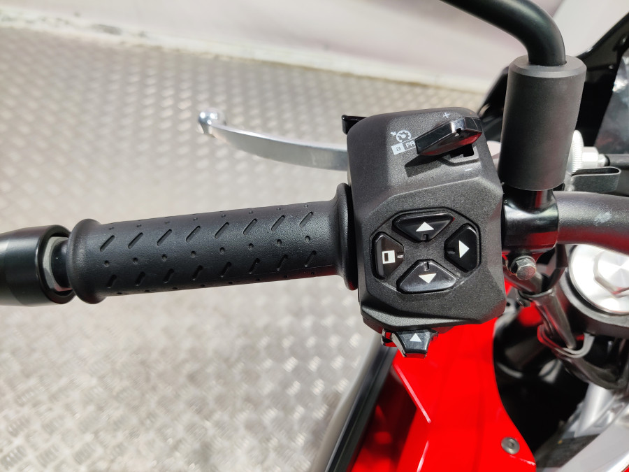 Imagen de Aprilia TUONO 660 