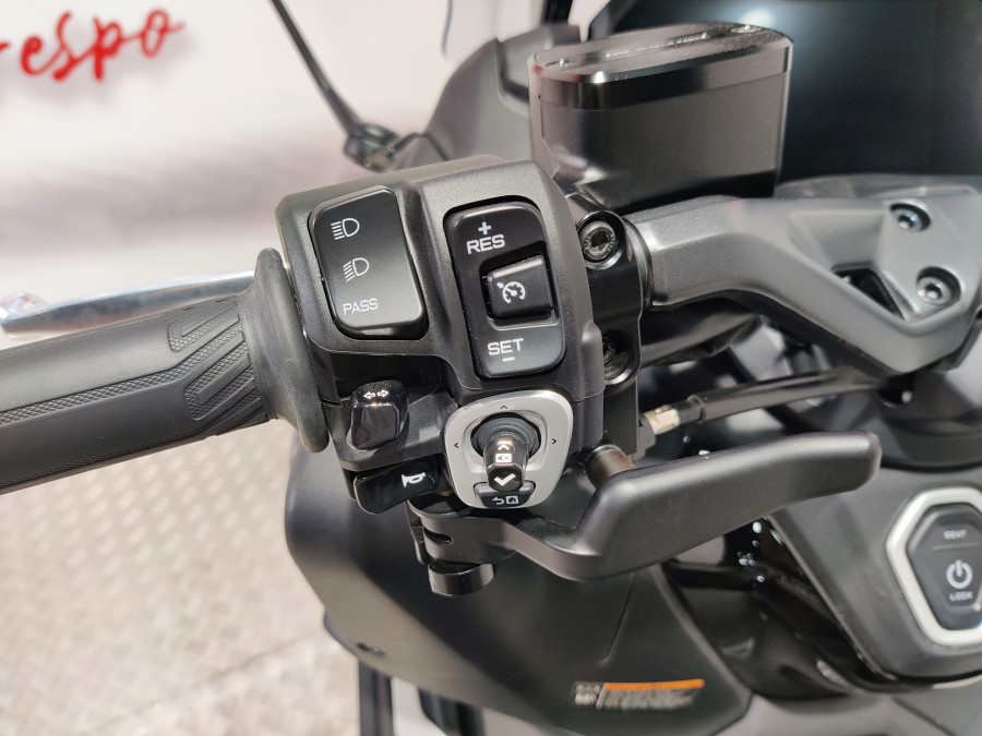 Imagen de Yamaha TMAX 560 TECH MAX