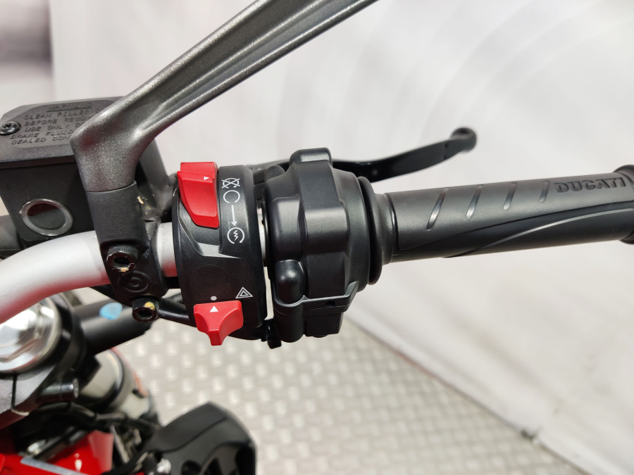 Imagen de Ducati MONSTER 821 A2