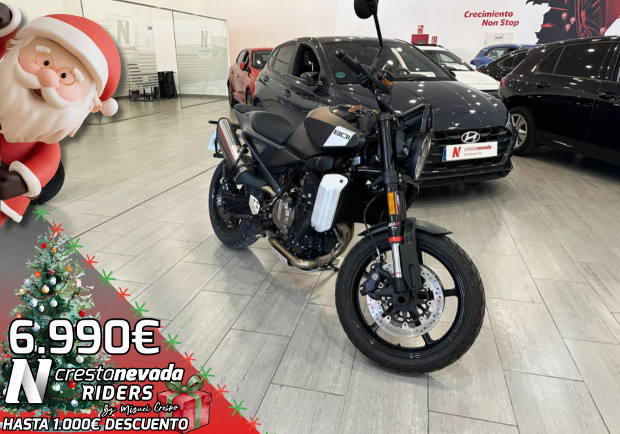 Husqvarna Svartpilen 801