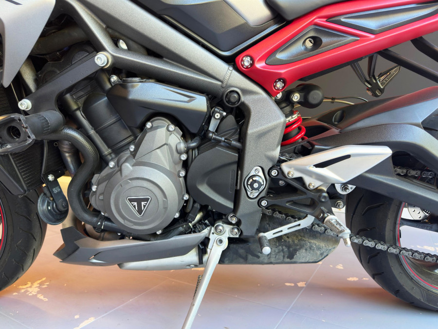 Imagen de Triumph Street Triple R