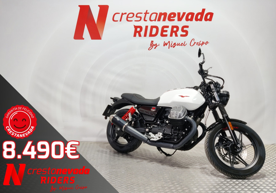 Moto Guzzi V7 Stone Ten