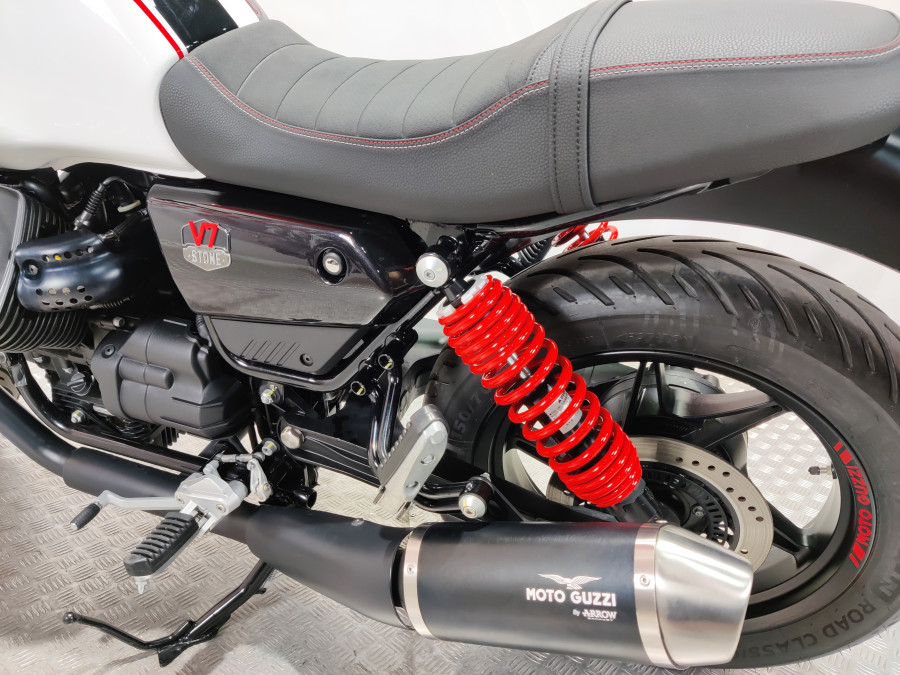 Imagen de Moto Guzzi V7 STONE TEN