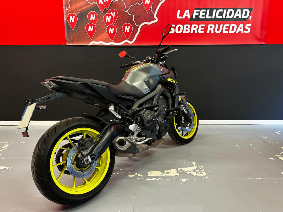 Imagen de Yamaha MT 09