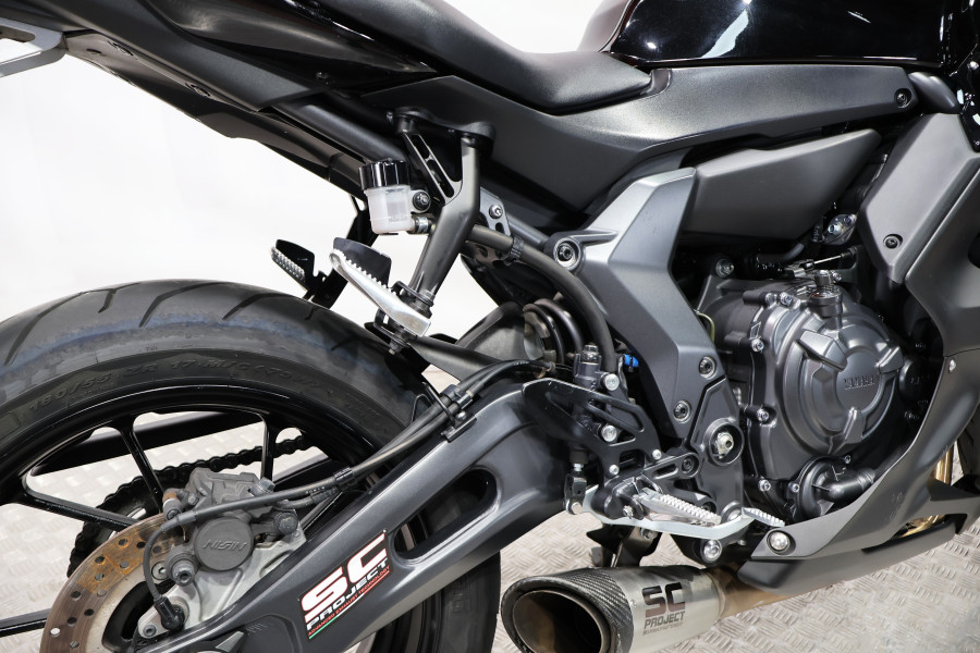Imagen de Yamaha YZF R7 A2