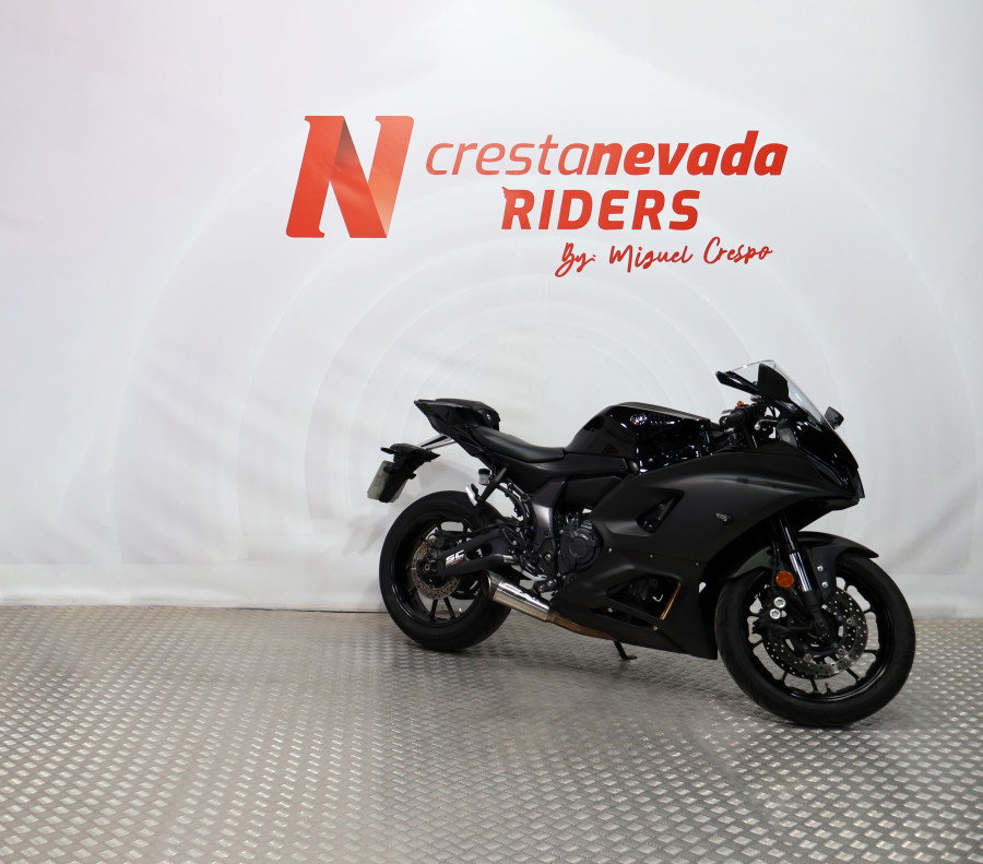 Imagen de Yamaha YZF R7 A2