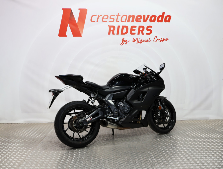 Imagen de Yamaha YZF R7 A2